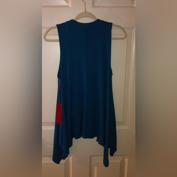 Jennifer Lopez sapphire, blue size S small cascade flowing keyhole tank NWT - Picture 3 of 11